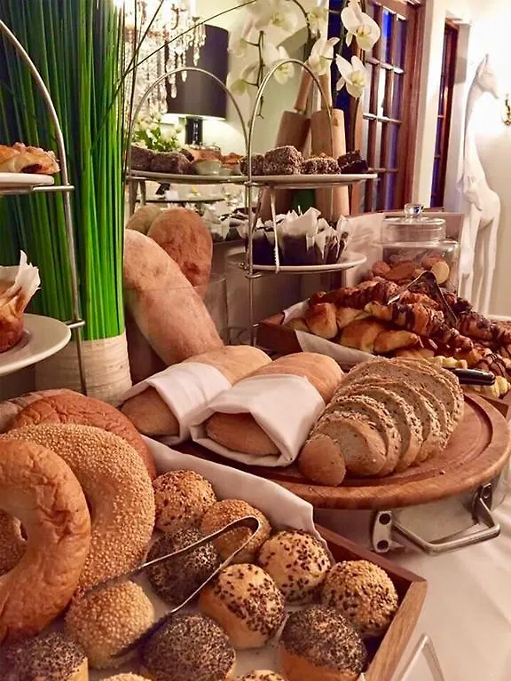 The Glen Boutique Hotel & Spa Cape Town 5*,
